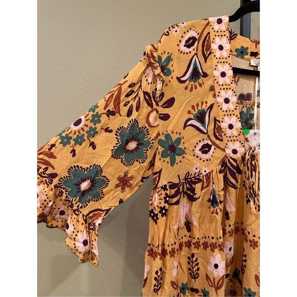 Easel Los Angeles Boho Mustard Yellow Multicolor Floral Babydoll Tunic Top Size - Picture 4 of 7